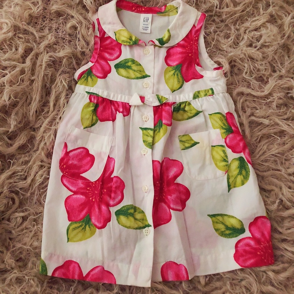 Gap flower dress sz 3-6 months